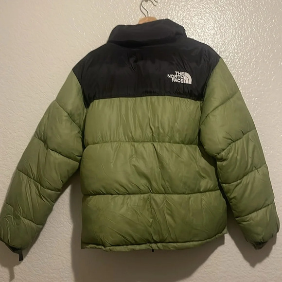 The North Face 1996 Retro Nuptse Jacket NWOT - Picture 3 of 13